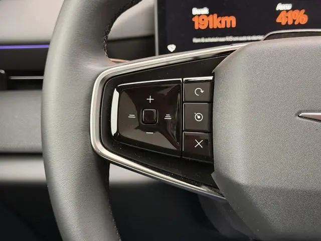 Polestar 4
