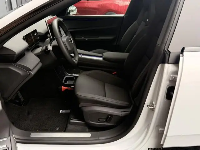 Polestar 4