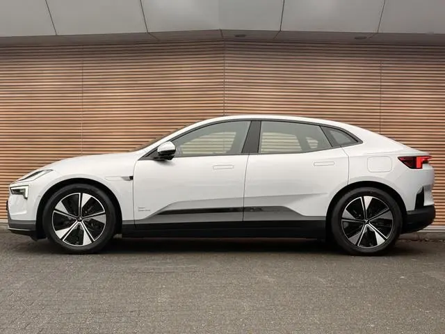 Polestar 4