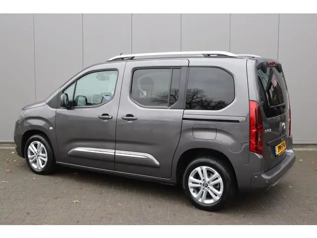 Toyota pro-ace
