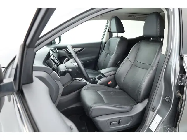 Nissan Qashqai 1.2 Tekna | Cruise | 360cam | Dodehoek. | Pano | Trekhaak | Stoelverw. | Achteruitrij...