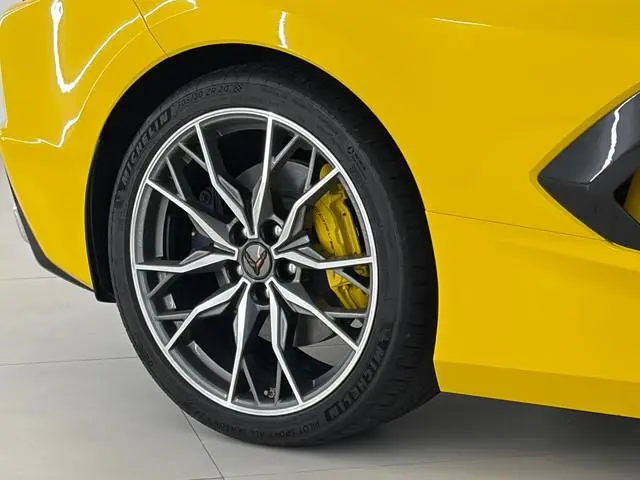 Corvette C8