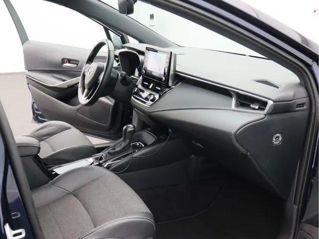 Toyota Corolla Touring Sports