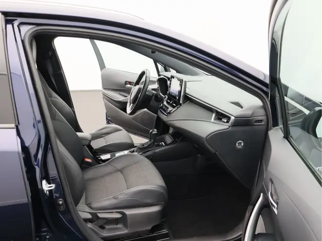 Toyota Corolla Touring Sports