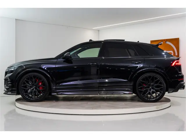 Audi RS Q8 4.0 TFSI RSQ8 Quattro 600PK | Urban Bodykit | Carbon | ''24 Vossen | Pano | B&O | VOL! 12 MND Garantie