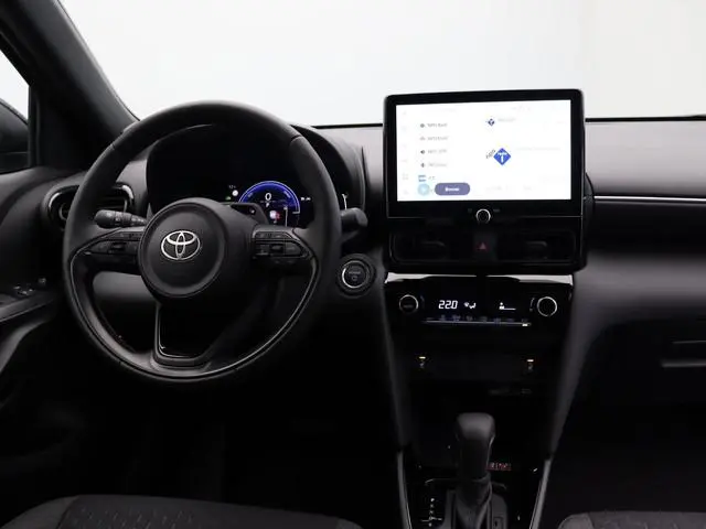 Toyota Yaris Cross 1.5 Hybrid 130 Dynamic | Stoelverwarming | Stuurwielverwarming | Apple Carplay &...