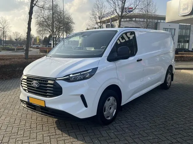 Ford Transit Custom 300 2.0 TDCI L2H1 Trend 136pk/100kW 6-bak | Vol leder | 12'' Sync4 Apple CP, And...