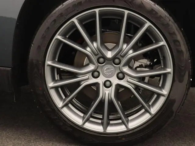 Leapmotor C10