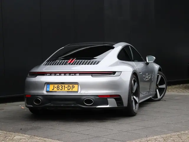 Porsche 911 3.0 Carrera 4 S | PANO-DAK | 360° CAMERA | BOSE | MEMORY | LEDER | SPORTCHRONO | CRUISE...