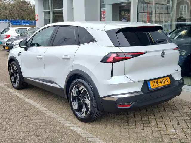 Renault Symbioz 1.6 E-TECH FULL HYBRID 145 TECHNO AUT. Navi | Camera | LED | Keyless