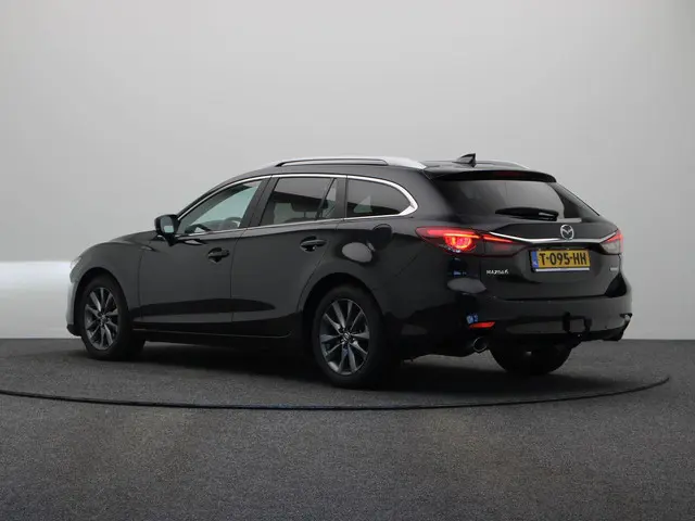 Mazda 6 Sportbreak 2.0 SkyActiv-G 165 Centre-Line | Head-Up Display | Stoelverwarming | Trekhaak | F...