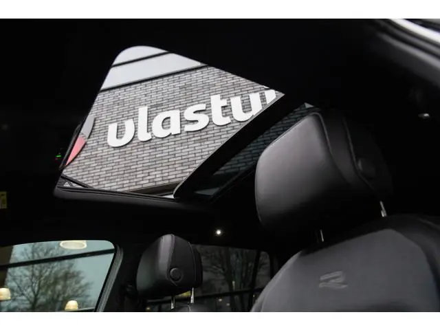Volkswagen Tiguan 1.4 TSI eHybrid R-Line Business+ , Panoramadak, Adap. cruise, Stoel/Stuurverwarmin...