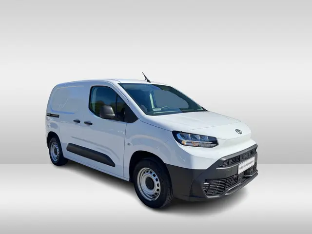 Toyota PROACE CITY 1.5 D-4D L1 100pk - Airco - DAB - PDC - Trekhaak - Rijklaar