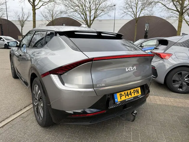 Kia EV6 Plus 77.4 kWh SOH 100% | 1E EIGENAAR | ORIGINEEL NL AUTO | ELEKTRISCHE STOELEN MET GEHEUGEN...