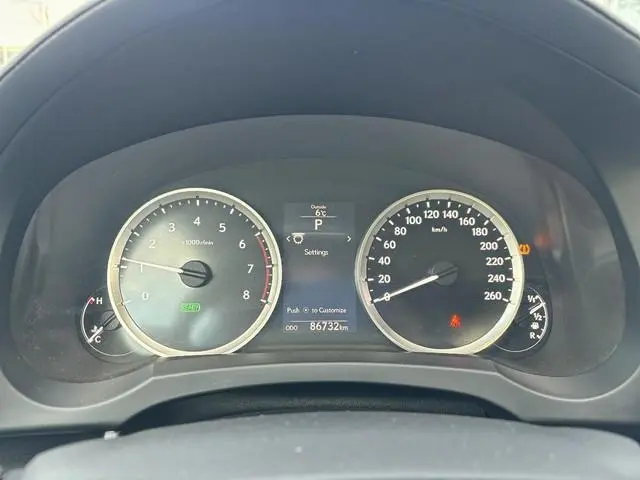 Lexus RC