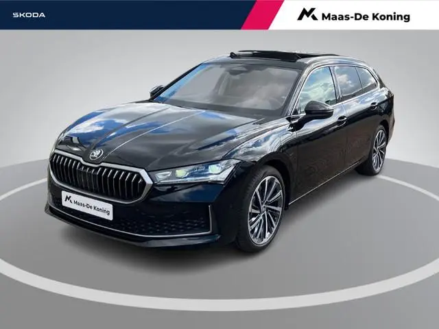 Skoda Superb 1.5TSI 150kW/204PK PHEV Laurin & Klement DSG · Panoramadak · Leder · Trekhaak · 360°Cam...