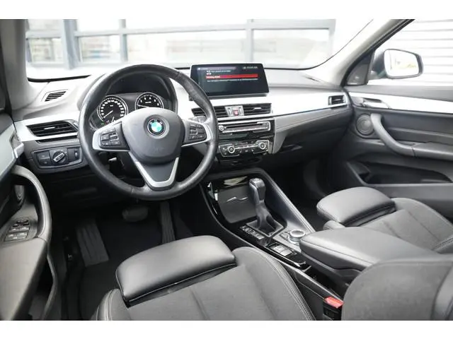 BMW X1 xDrive25e High Executive Panoramadak Adapt Cruise Half leer sport Navi