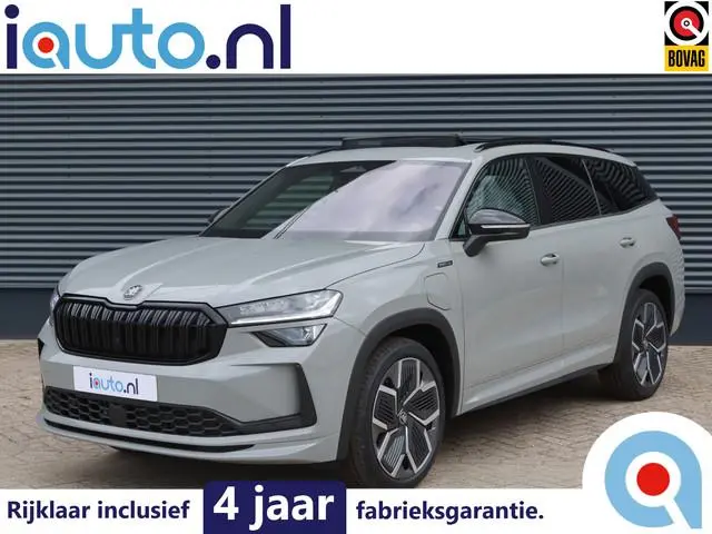 ŠKODA Kodiaq iV 1.5 TSI PHEV Sportline Pano/Matrix LED/ACC/Keyless/Camera/20"/Elek. stoel/Trekhaak w...