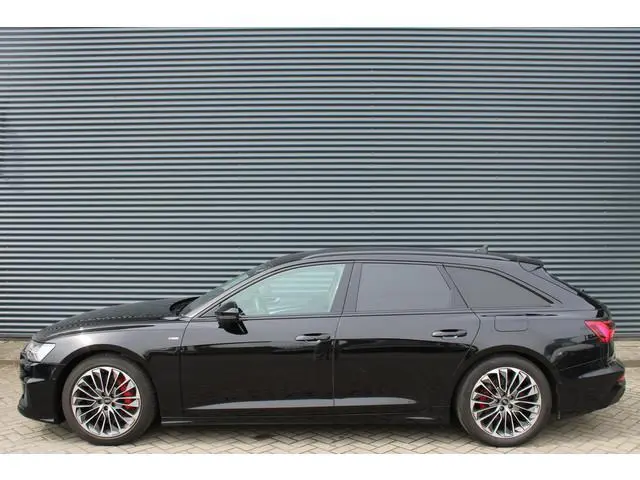 Audi A6 Avant 55 TFSI e Quattro S-Line Competition 360-Camera Elektr.-Trekhaak