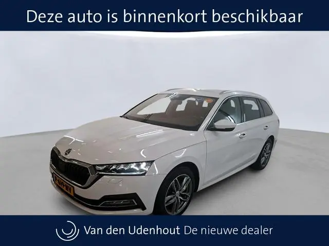 ŠKODA Octavia Combi 1.0 e-TSI DSG 110pk Business Edition Plus | Camera | Stoelverwarming | Side assi...