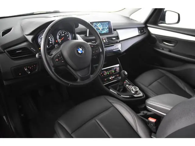 BMW 2-serie Active Tourer 216i *1ste Eigenaar*Leer*Trekhaak*Navigatie*