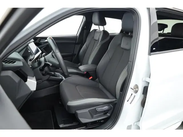 Audi A1 Sportback 30 TFSI S Line | Automaat | Bang & Olufsen | Apple CarPlay | Keyless | PDC A | Cru...