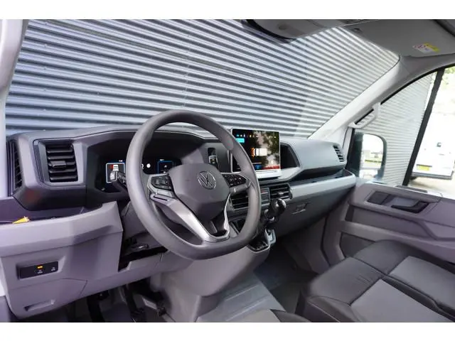Volkswagen Crafter 163pk RWD Facelift Open laadbak 3500kg trekhaak Apple Carplay Cruise control  3-Z...