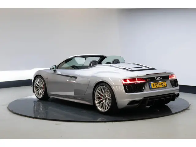 Audi R8 Spyder 5.2 FSI quattro | Carbon | B&O | Sportuitlaat |