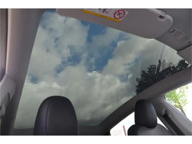 Tesla Model Y RWD 58 kWh 20" Alu, LFP accu, AutoPilot3.0 Ryzen
