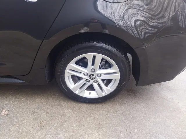 Toyota Corolla Touring Sports