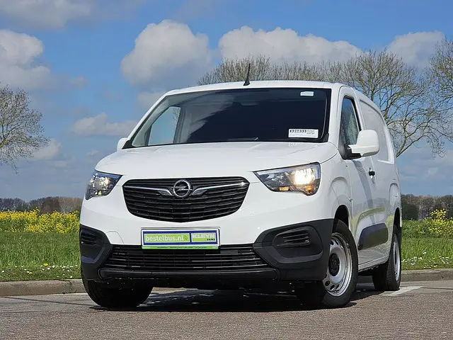 OPEL COMBO 1.5 l2 navi nap ac!