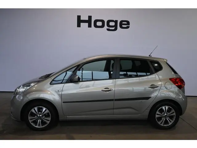 Kia Venga 1.4 CVVT DynamicPLusLine Clima Cruise control Navigatie 1e Eigenaar 100% Onderhouden Inrui...