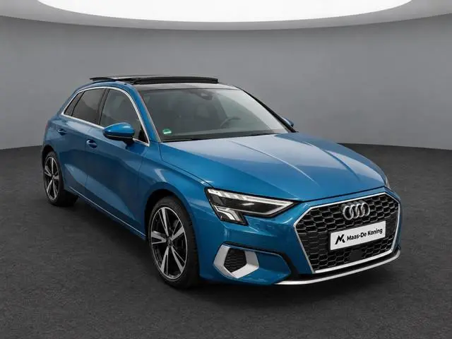 Audi A3 Sportback 30 TFSI 110pk edition one · Panoramadak · Camera · P-Sensoren · Apple/Android Car...