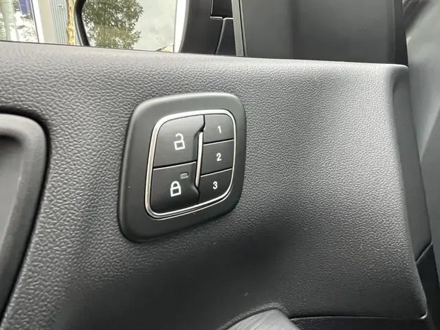 Ford Kuga 2.5 PHEV ST-Line X Black Package 243pk e-CVT Automaat | Full Options | Black Package | E-T...