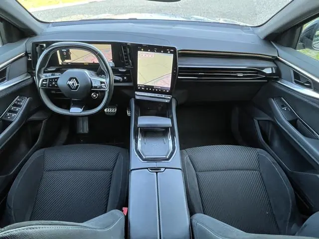 Renault Austral 1.2 E-Tech 200PK iconic esprit Alpine Mat-grijs / Winterpakket / 360 Camera /Elektr....