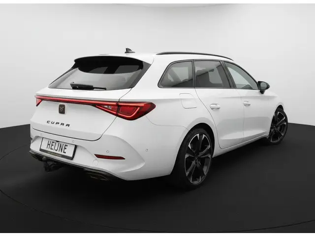 CUPRA Leon Sportstourer e-Hybrid PHEV 245PK DSG SPORT TREKHAAK/CARPLAY/CAMERA/NAVI