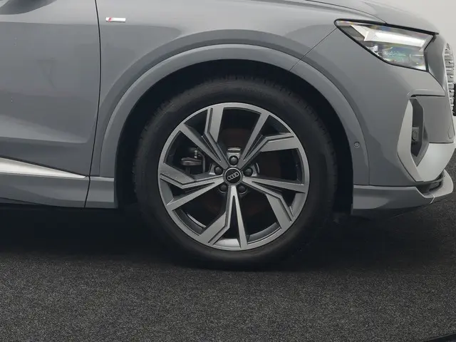 Audi Q4 Sportback e-tron