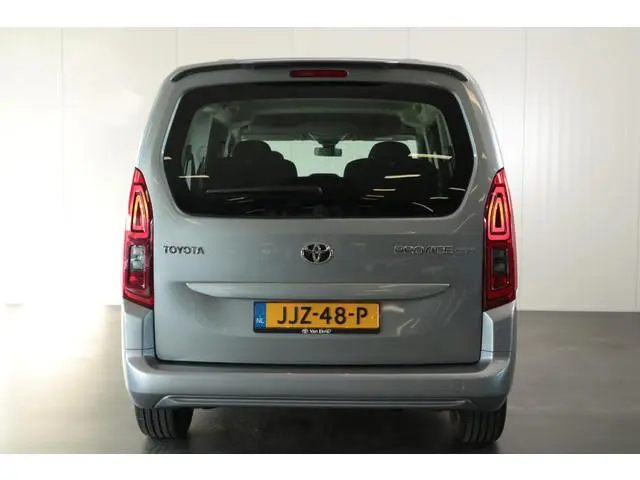 Toyota pro-ace