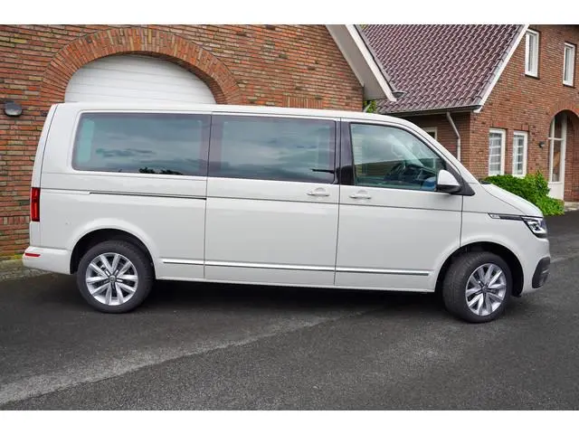 Volkswagen Transporter 2.0 TDI 150PK DSG L2H1 DUB/CAB ACC LED NAVI Volkswagen Transporter 2.0 TDI L2...
