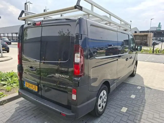 Renault Trafic 2.0 Blue dCi 150pk L2 H1 Automaat Glasresteel