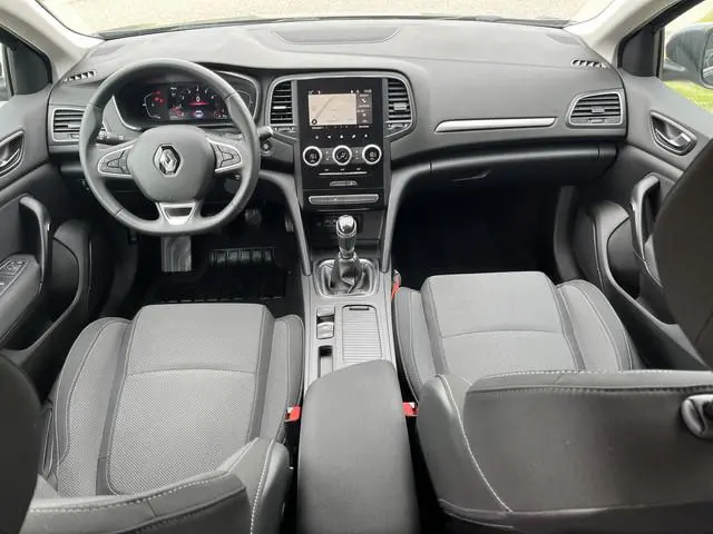 Renault Mégane Estate 1.3 TCe 140 PK Equilibre / Climate / PDC V+A / Navi / Cruise /