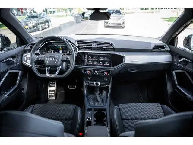 Audi Q3 Sportback 45 TFSI e S-line ** LED ** 20inch ** Black Optic ** Keyless