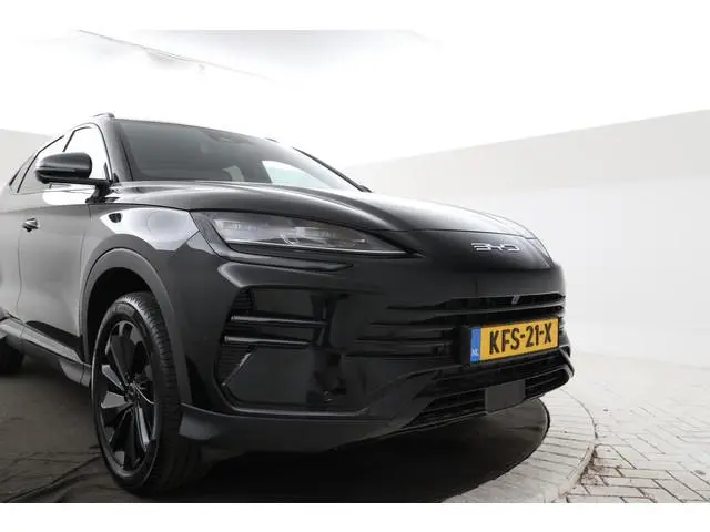 BYD SEAL U