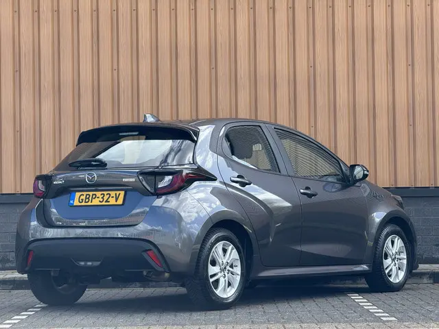 Mazda 2 Hybrid