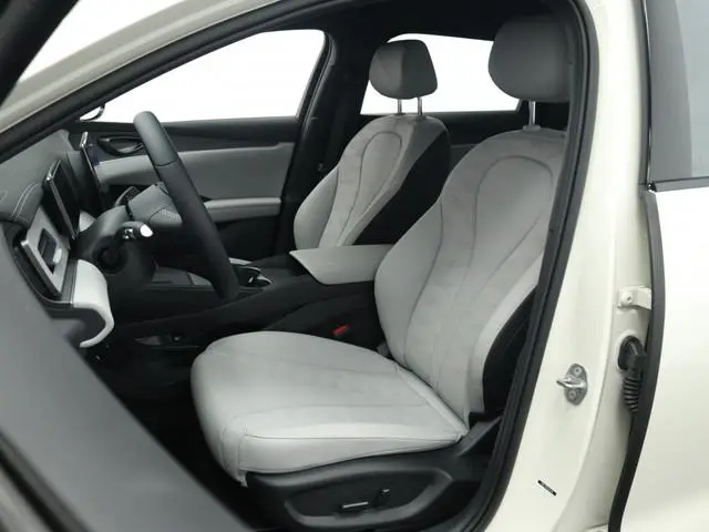 BYD SEAL
