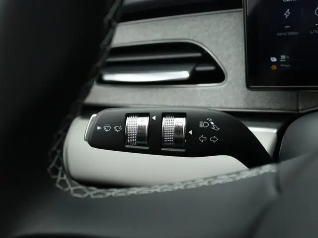 BYD SEAL