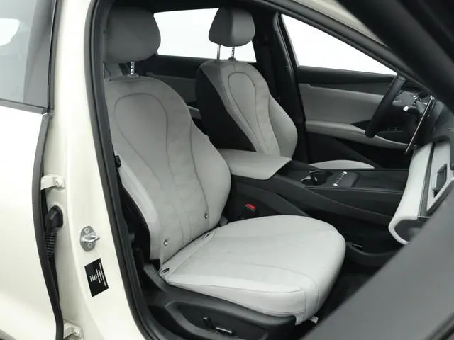BYD SEAL
