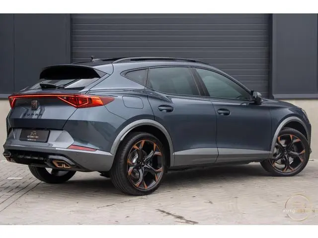 CUPRA Formentor 1.4 e-Hybrid VZ Copper Edition PANO CAMERA SFEERVERLICHTING CARPLAY