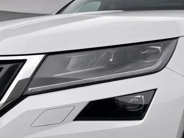 Skoda Kodiaq 1.5 TSI 150pk DSG Business Edition · Trekhaak · Camera · Apple/Android Car Play · Navig...