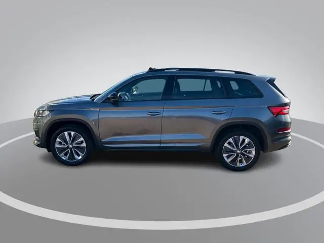Skoda Kodiaq 1.5TSI/150PK Sportline Business 7p. DSG · Panoramadak · Apple/Android Car Play · Camera...